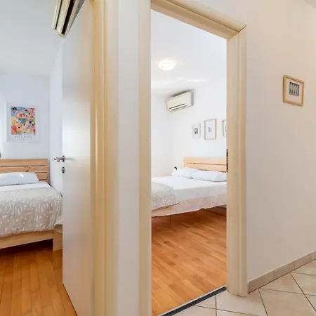 Sunny Terrace - Zulim, Appartement