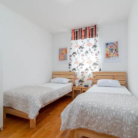 Appartement Sunny Terrace - Zulim, Trogir